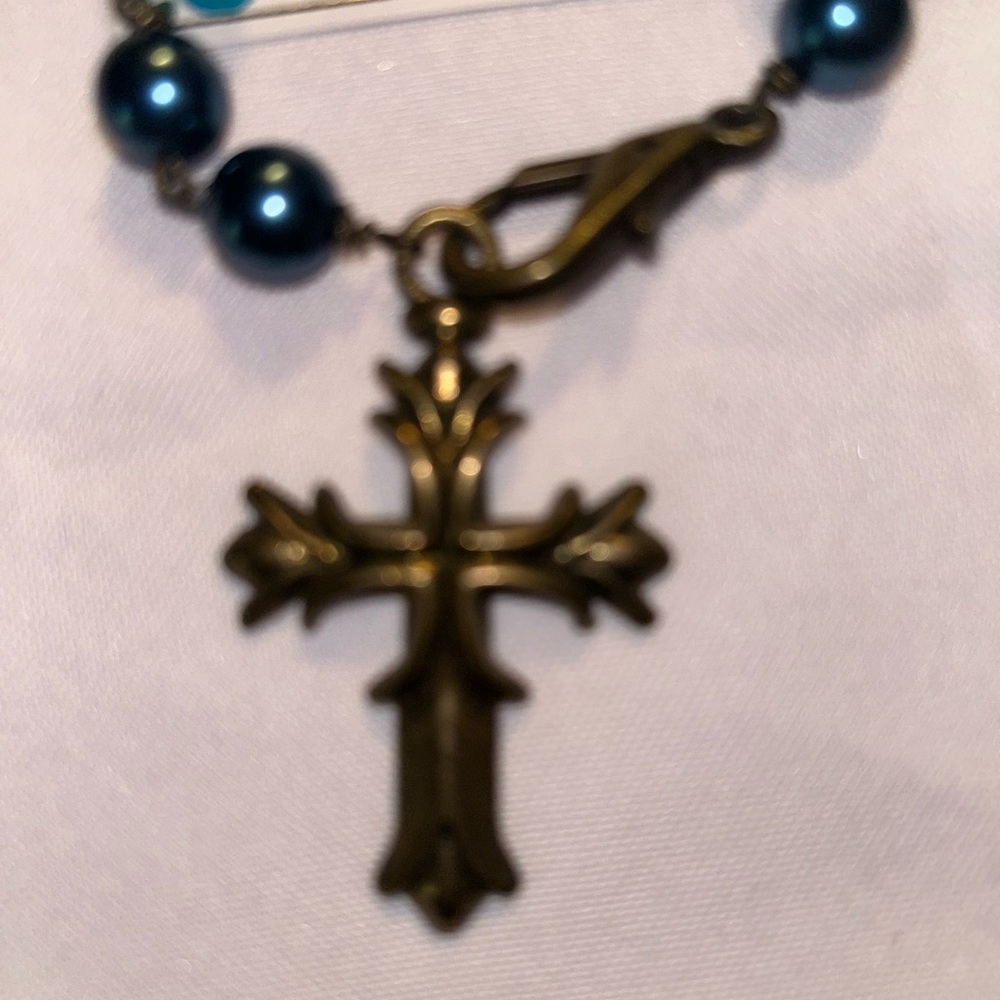 Elegant Blue and Gold Cross Bracelet